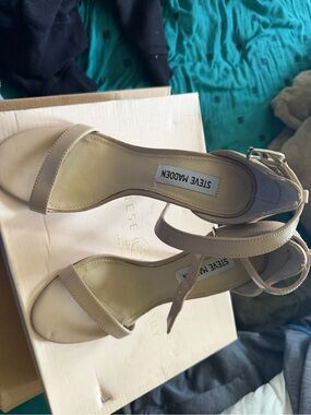 Steve Madden Beige/Nude Strappy Ankle-Heel Sandals